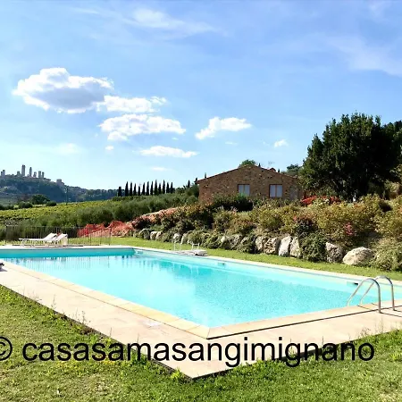 Charming House - Parking Included شقة
