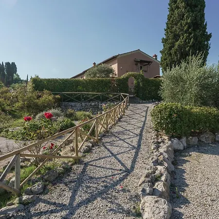 Charming House - Parking Included سان جيمينيانو