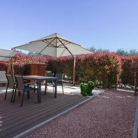 شقة Charming House - Parking Included *